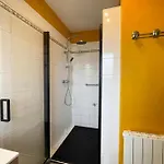 Casa de Férias La Mesange Parking & Jardin Prives *