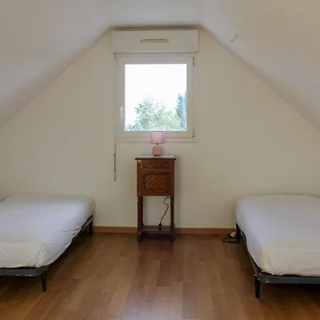 Holiday home La Mesange Parking & Jardin Prives