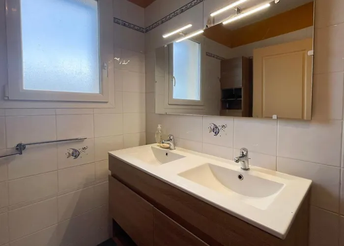 Holiday home La Mesange Parking & Jardin Prives Sainte-Honorine-des-Pertes