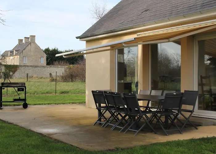 La Mesange Parking & Jardin Prives *