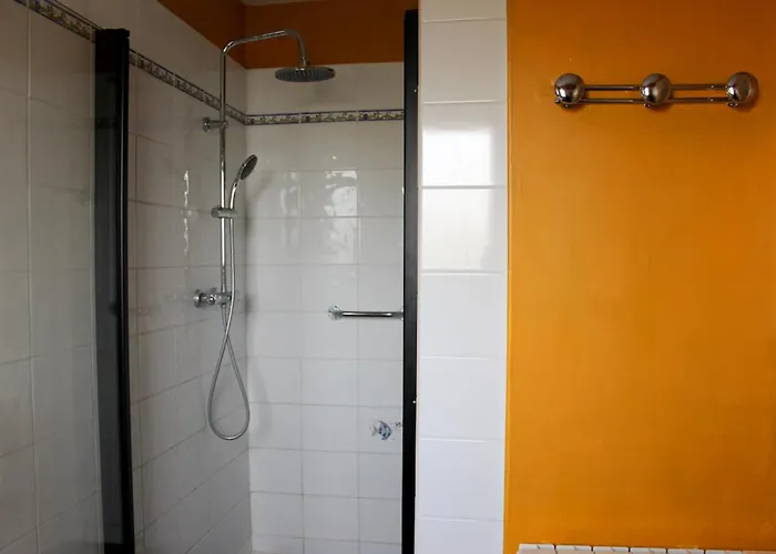 La Mesange Parking & Jardin Prives Holiday home *