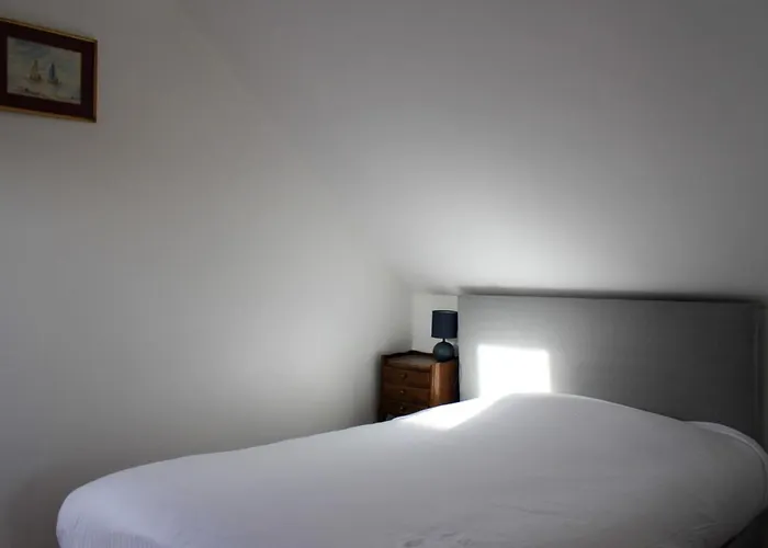 La Mesange Parking & Jardin Prives Sainte-Honorine-des-Pertes