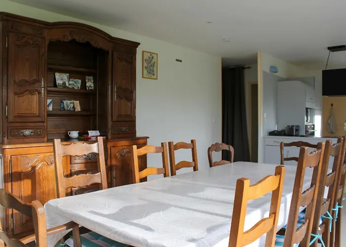 La Mesange Parking & Jardin Prives